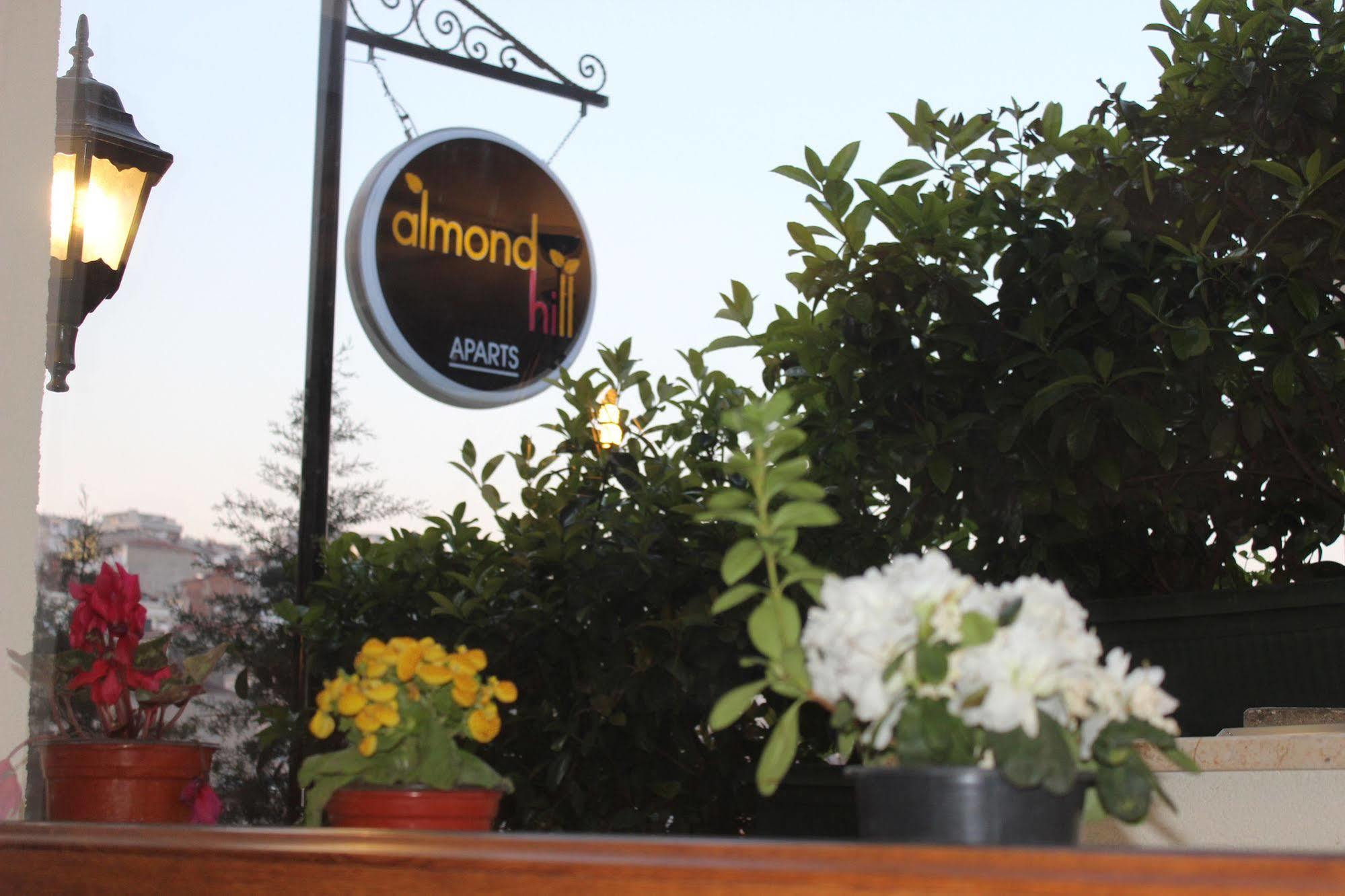 Almond Hill Aparthotel Istanbul Exteriör bild