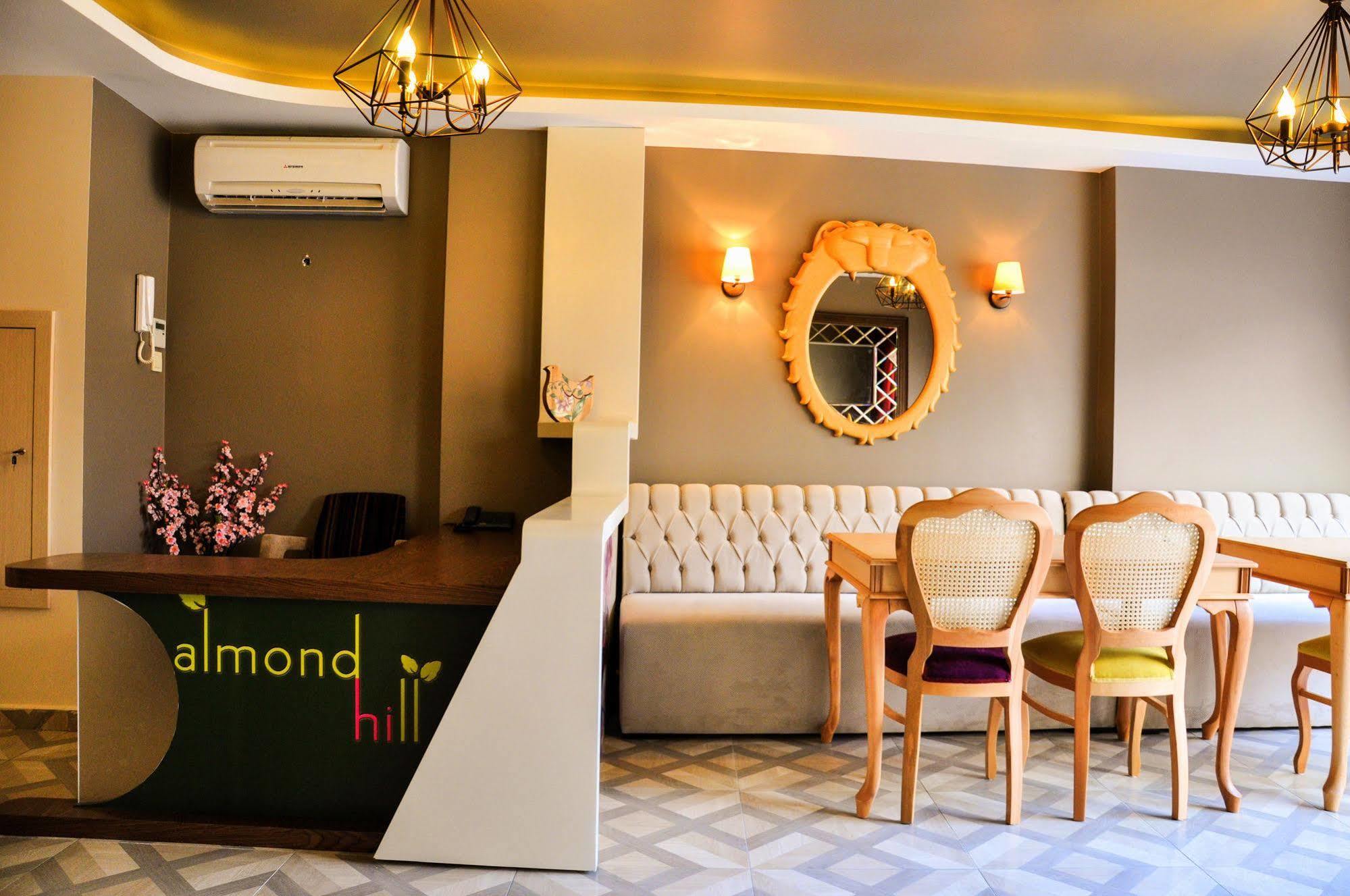 Almond Hill Aparthotel Istanbul Exteriör bild