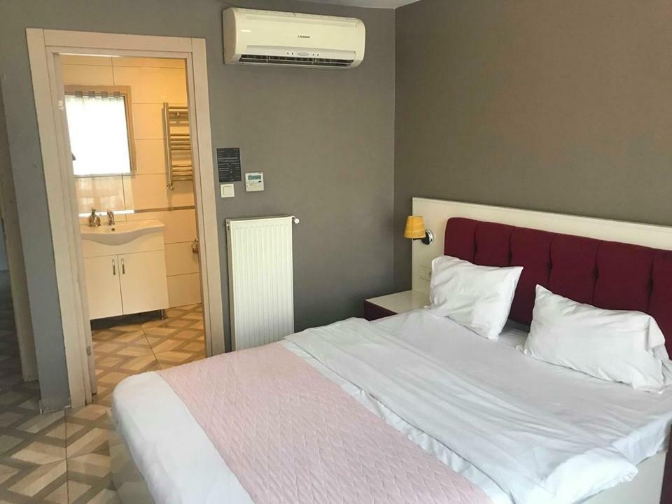 Almond Hill Aparthotel Istanbul Exteriör bild